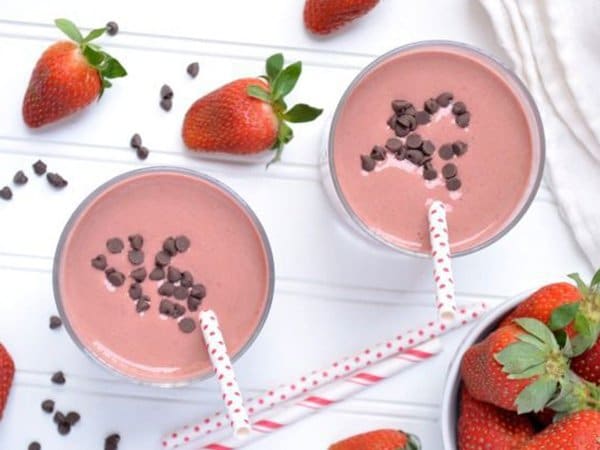 chocolate covered strawberry protein shake recipe